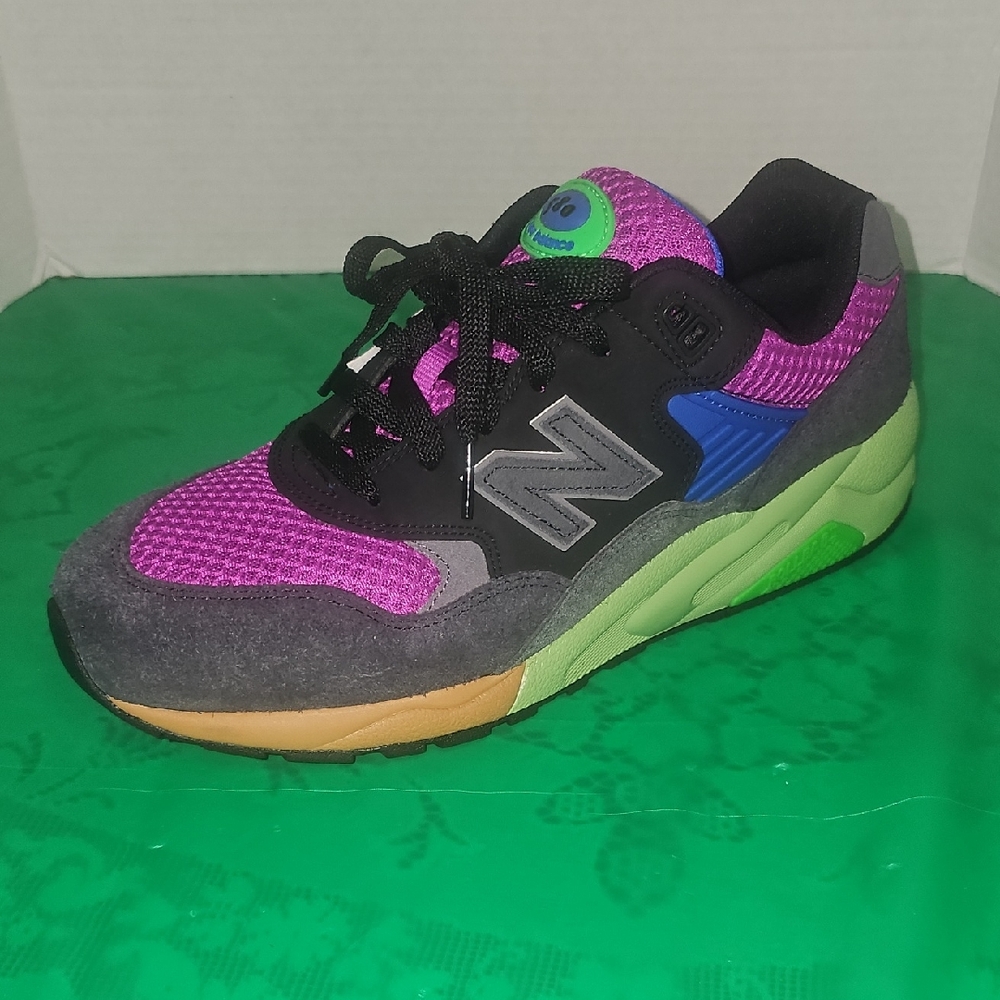 New Balance 580